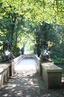 Loewenbruecke